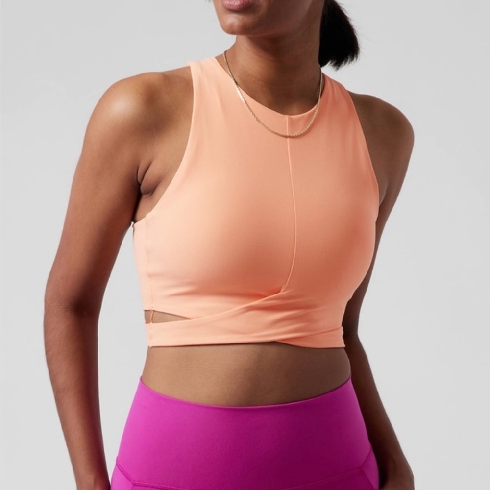 Athleta Conscious Cut Out Crop Top Removable Cups Light Orange NWT Bra
